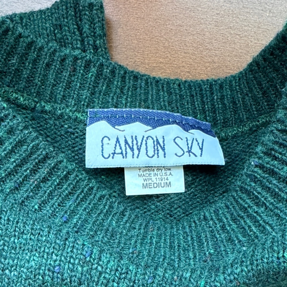 Canyon Sky Green Sweater embroidered duck - Picture 2 of 4